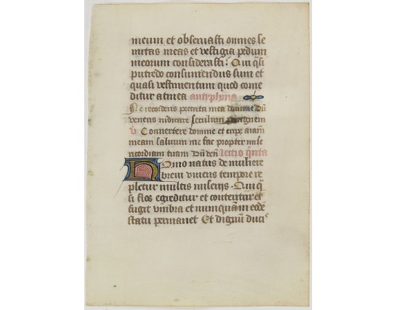 RECTO: One 2-line initials in liquid gold on coloured grounds. VERSO: 17 lines of text in latin.