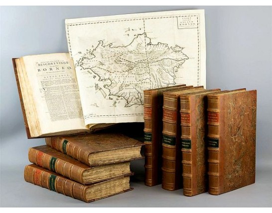 VALENTIJN, F. -  Beschrijving van Oud en Nieuw Oost-Indien. Vervattende een Naukeurige en uitvoerige verhandelinge van Nederlands Mogentheyd... VALENTIJN, F. -  Beschrijving van Oud en Nieuw Oost-Indien. Vervattende een Naukeurige en uitvoerige verhandelinge van Nederlands Mogentheyd...