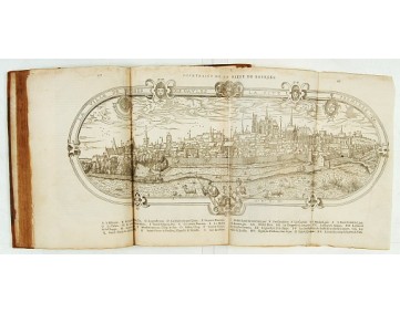 CHAUMEAU, Jean, seigneur de Lassay. - Histoire de Berry, contenant l'origine, antiquité, gests, prouësses, privilèges et libertés de Berruyers, avec particulière description dudit païs. CHAUMEAU, Jean, seigneur de Lassay. - Histoire de Berry, contenant l'origine, antiquité, gests, prouësses, privilèges et libertés de Berruyers, avec particulière description dudit païs.