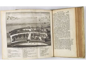 SALMON, Tomas (& Matthias van GOCH). -  Hedendaegsche historie, of tegenwoordige staet van alle volkeren; in opzigte hunner landsgelegenheit, personen, klederen, gebouwen, zeden, wetten, gewoontens, godsdienst, regering, konsten en wetenschappen, koop